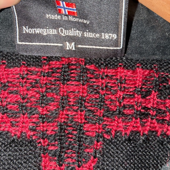 Dale Of Norway Wool Knit Cardigan Sweater Womens M Metal Button Scallop Hem - Picture 5 of 11